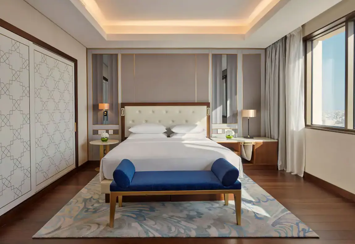 DMMGH-P0104-One-Bedroom-Deluxe-Residence-Bedroom.16x9 (1).webp